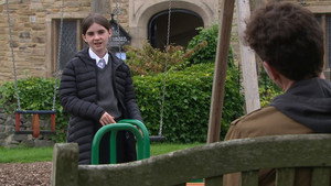 Still from Episode 9157 (Mon 11th Oct 2021)