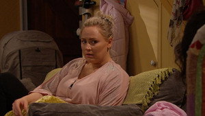 Still from Episode 9182 (Wed 10th Nov 2021)