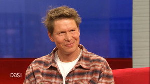 Still from Episode 101