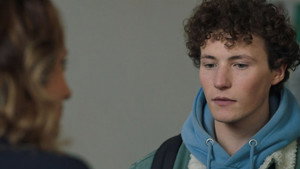 Still from Episode 1105