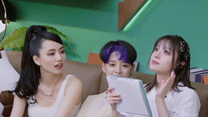Still from S4 · Extra Version EP10