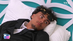 Still from Highlights 16