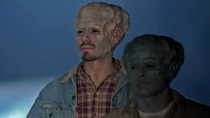 Still from El Mundo Gira