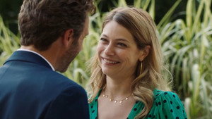 Still from Episode 1027