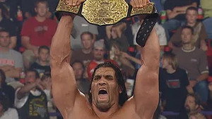 Still from Raw - Sep. 10, 2007