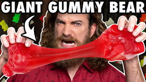 Still from Can We Rip These Foods With Our Bare Hands? (Game)