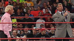Still from Raw - Nov. 26, 2007