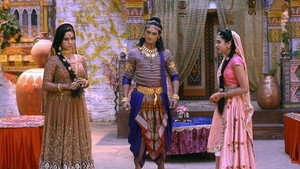 Still from Jhatila Threatens Vishakha