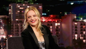 Still from Elisabeth Moss, Sebastian Maniscalco, Musical Guest Ava Max