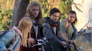 Still from Episode 318