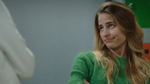 Still from Episode 1082