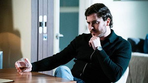 Still from 6438