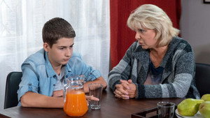 Still from Episode 3421