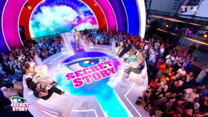 Still from Live Show 5