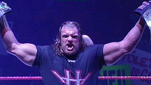 Still from Raw - May. 14, 2001