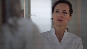 Still from Episode 912