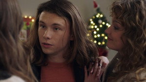 Still from Episode 812