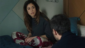 Still from Episode 883