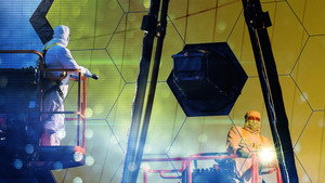 Still from Super Telescope: Mission to the Edge of the Universe