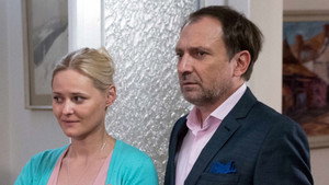 Still from Episode 3331