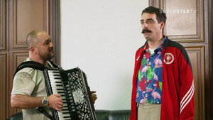Still from 2032 Rotacija na gore