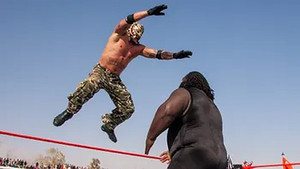 Still from Raw - Dec. 24, 2007