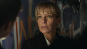 Still from Episode 1099