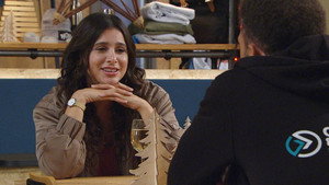 Still from Episode 9204 (Thu 9th Dec 2021) (Part 1)