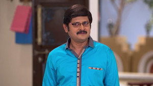 Still from Manmohan Joins Saxena's Movement