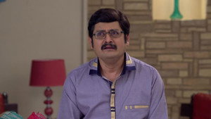 Still from Resham Pal Vents His Anger On Happu's Statue