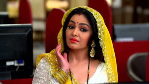 Still from Vibhuti Seeks Help From Hacker Saxena