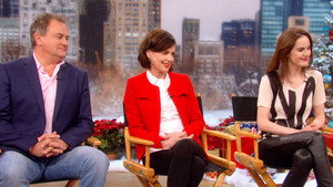 Still from "Downton Abbey" cast members