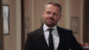 Still from Episode 4229
