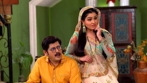 Still from Vibhuti Threatens Tiwari