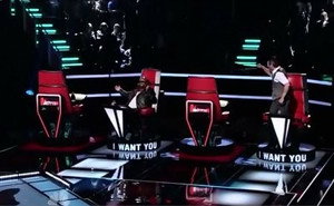 Still from The Blind Auditions (4)