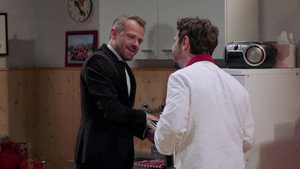 Still from Episode 4318