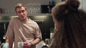 Still from Episode 4204