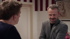 Still from Episode 4295