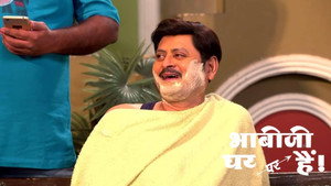 Still from Tiwari Makes Vibhuti do His Work