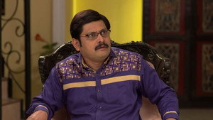 Still from Vibhuti Hypnotises Angoori