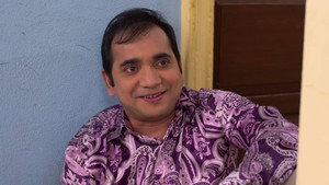 Still from Vibhuti Tries to Hide From The Cbi