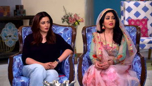 Still from Saxena Exposes Tiwari