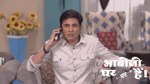 Still from Saxena Impersonates Tiwari to Threaten Vibhuti