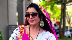 Still from Angoori and Anita's Fight