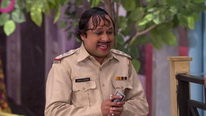 Still from Teeka and Malkhan Harass Masterji to Learn Manners