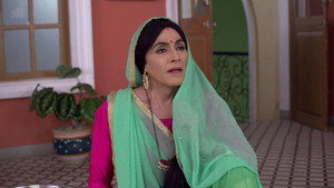 Still from Tiwari Explains The Soul Swapping Incident to Amma Ji