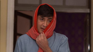 Still from Manmohan Invents Sundari to Frame Vibhuti