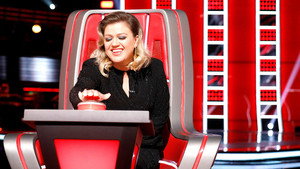 Still from The Blind Auditions, Part 4