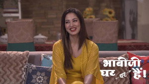 Still from Tiwari Tries to Stop Angoori From Eating 'paan'