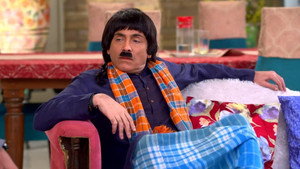 Still from Vibhuti Threatens Tiwari With a Bomb